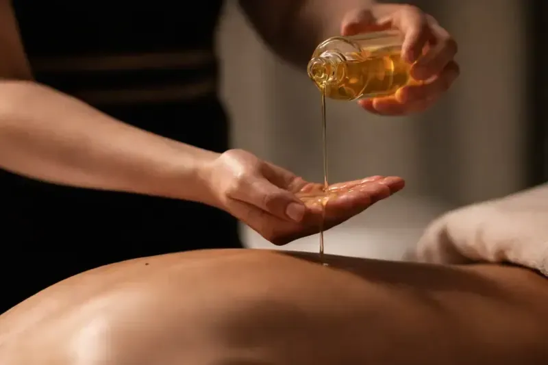 VELVET TOUCH - PREMIUM OIL MASSAGE in Dubai